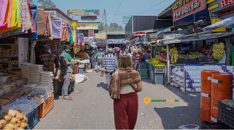 EXPERIENCE MUNNAR TRADITIONAL MARKET VISIT